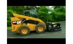 Daily Maintenance for Cat® D/D2 Series Skid Steer, Multi Terrain and Compact Track Loaders Video