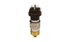 Model 10 Series - Compact Cylindrical Pressure Switch