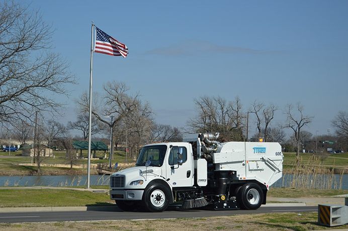 Tymco - 600 - Tymco - Street Sweepers - Street Sweeper By ...