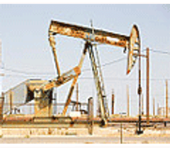 Backyard oil drilling affects thousands in LA