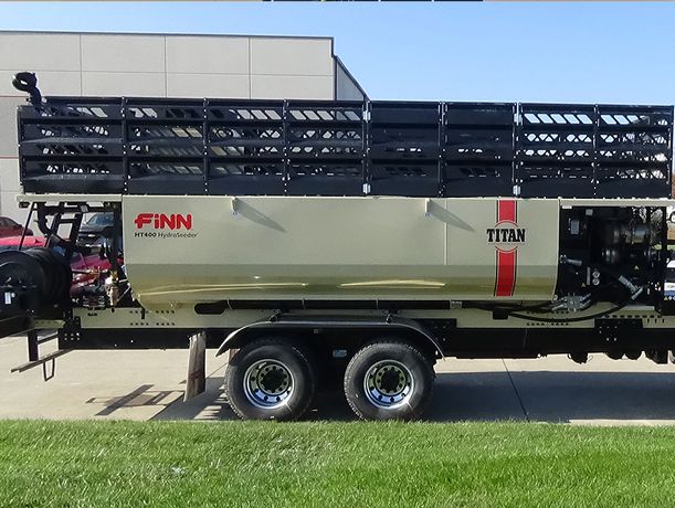 Finn HydroSeeder Titan - Model HT330/400 - High Efficiency Hydraulic System