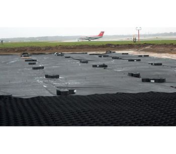 Airport environmental protection solutions for the runways & shoulders - Aerospace & Air Transport - Airports