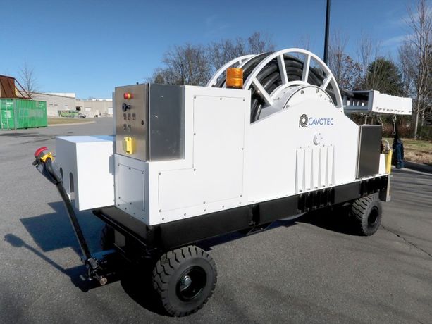 AMPCaddy - Model B - Self-Propelled Battery-Driven Mobile System