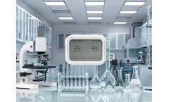 Indoor wireless temperature data logger such as greenhouses