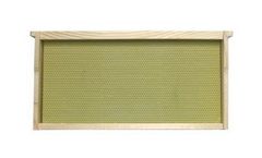 Dadant & Sons - Model C75201 - Deep 9 1/8Inch Grooved Top Bar Frames with Coated Plasticell Commercial Assembled