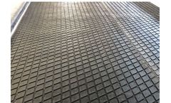 Agri-Comfort - Agri-Diamond Rolled Rubber Flooring