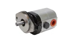 RuggedMade - Model 32-129-PUMP-28 - Hydraulic Log Splitter Gear Pump: 2-Stage, 28 Gpm
