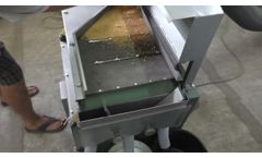 Gravity Table Grain Cleaner WT 0.3 T/H With Aspiration (Millet Cleaning) - Video
