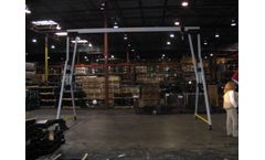 eme - Model 2200 - 1 Ton Aluminum Gantry Crane