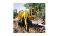COMMANDER - Model T1055 - 3 Tractor with Attachments