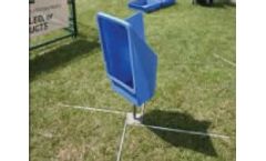 EZ Hutch - Medium Mineral Feeder