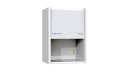 Cruma - Model FL-1 - Vertical Laminar Flow Cabinet