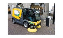 Scarab Azura - Model 4.5 Tonne GVW - Compact Sweeper