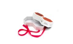 What are the Characteristics of Skincare Packaging Boxes