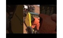 spring onions planter Garmach AGP-5R / planteuse a échalote - Video