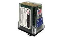 API - Model API 6010 G - AC to DC Isolated Signal Conditioner