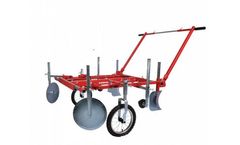 Terrateck - Model T000035 - Manual Mulch Layer