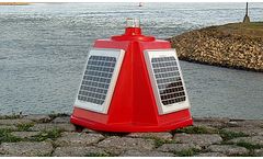ITO - Model SPB 300 5NM 5-7NM - Self Contained Solar Powered LED Beacon