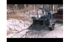 Bandit Model 990XP 12` Drum Style Hand Fed Chippers Video