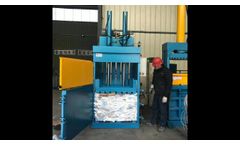 Heavy-Duty Vertical Industrial Baler,W cardboard boxes Balers - Video