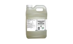 Urth - Model The Mineral-Electrolyte Answer - Natural Electrolyte and Plant Growth Regulator