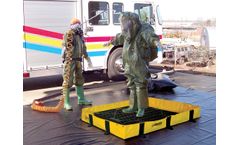 Justrite Quick Berm Lite - Model JR-28370 - 4` x 4` x 8 Inch Rigid Lock for Spill Containment Berm