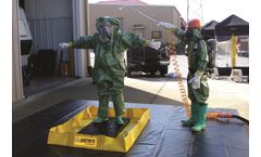 Justrite QuickBerm Lite - Model JR-28558 - 4` x 6` x 8 Inch Containment Berms