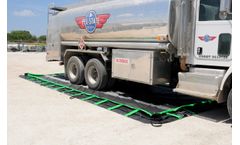 Ultratech - Ultra-Containment Berm Rapid Rise Spill Berm - 12` x 60` x 12 Inch - Economy