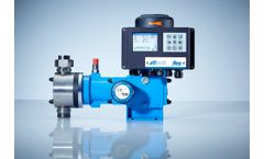 Piston diaphragm dosing pump with intelligent control