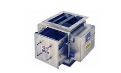 Puritan - Model EZ CLEAN - Vertical Spout Magnet