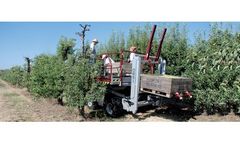 Cross - Model 120 - Self Levelling Propelled Fruit Harvester