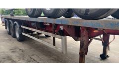 Model Extendable Trombone Flat c/w Posts & Sockets - Moving Floor Trailers