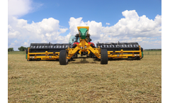 Oxbo - Model 2228 - Twin Merger for Forage and Grains