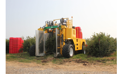 Oxbo - Model 8140 - Blueberry  Harvester