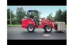 Schäffer Court Loader 2436 with Pallet Forks and Stone Palette Video