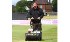 Tournament - Model 20 & 24 - Vertical Blades Mower