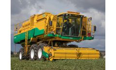 Oxbo - Model 1189 - Self Propelled Pea Harvester