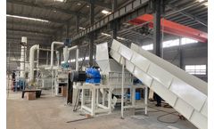 Waste aluminum and plastic separator machine