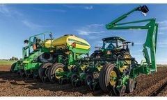John Deere - Model 1775NT 12Row30 - Drawn Planter