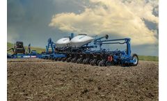 Kinze - Model 3665 - Pivot Fold Planter