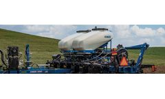Kinze - Model 3505 - Pivot Fold  Planter