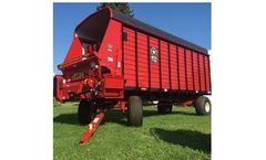 Meyer - Model RT600 - Front Unload Forage Box