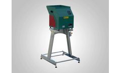 Feucht-Obsttechnik - Nut Cracker Junior Machine