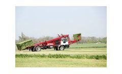 Stinger Stacker - Model 6500 - Self-Propelled Bale Wagon