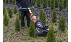 Mankar- - Model Two - Wheelbarrow Units for Convenient Treatment of Row Cultivations