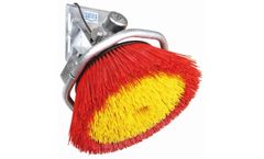David R Beech - Model Easycleaner - Cow Brush