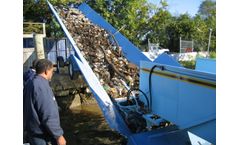 Alpha Boats - Aquatic Feed Pier Conveyors