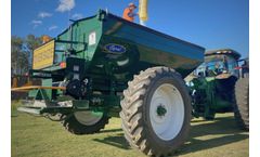 Excel Agriculture - Model BS065 - Belt Spreaders