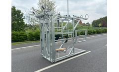 Nugent - Universal Hoof Tech for Cattle Crushes