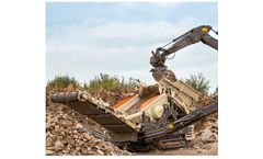 Metso - Model Lokotrack ST Series - Mobile Screens